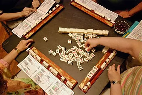 Can you use jokers in a closed hand in mahjong