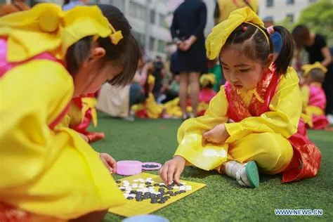 How long can kids play in china