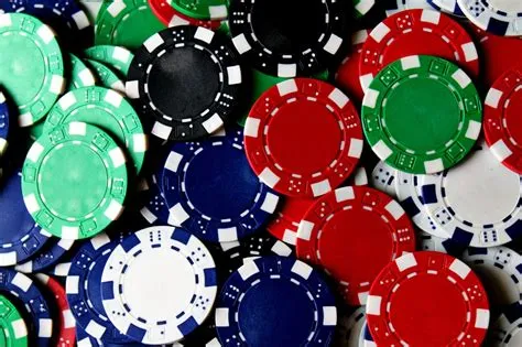 How many of each poker chip should i buy