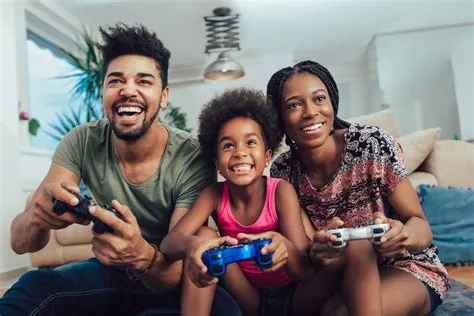 Can family members play xbox games