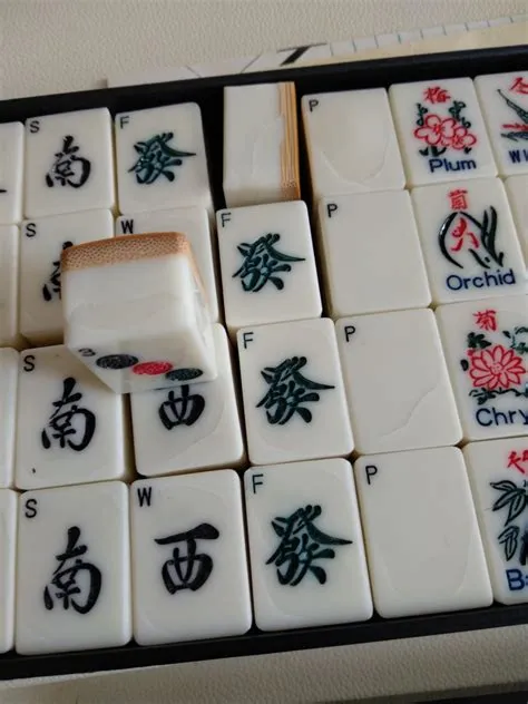 What is a crack in mahjong