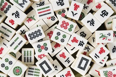 What is the difference between hong kong and chinese mahjong