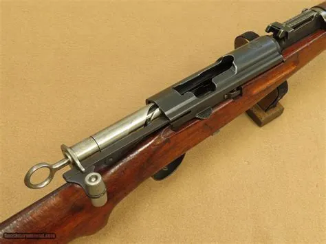 Did switzerland sell guns in ww2