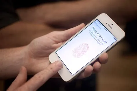 Why does iphone 14 not have fingerprint