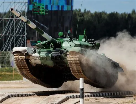 How many tanks do russia have left