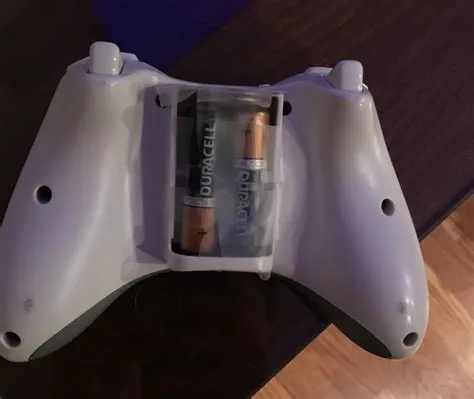 Do all xbox 360 controllers need batteries