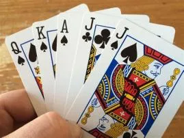 Do you use 9s in euchre?