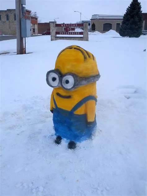 Are snow minions mining minions