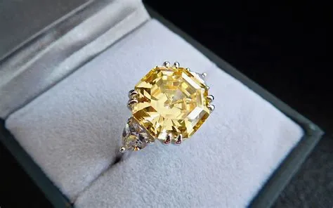 Do fake diamonds turn yellow