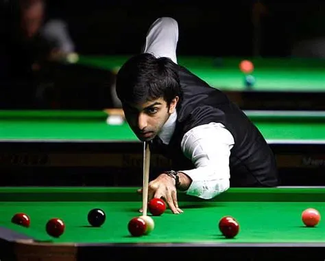 How many people play snooker in india