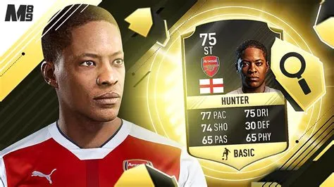 How old is alex hunter fifa 17