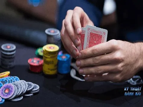 What is no-limit vs fixed-limit poker