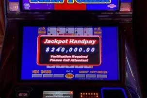 What are the odds of hitting a jackpot in vegas?