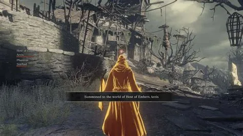 Can you summon 3 people in dark souls 3