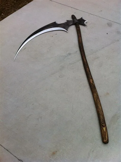 Is a scythe a real weapon