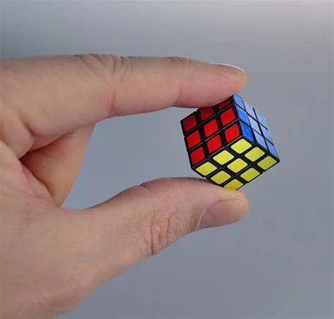 Is there a small rubiks cube