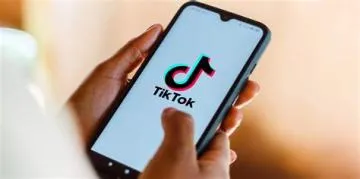 Why do i only get 300 views on tiktok?