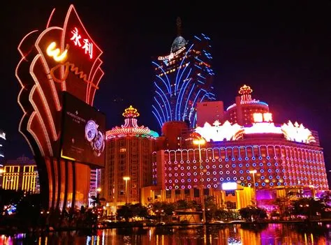 Which chinese city generates more money from gambling than las vegas