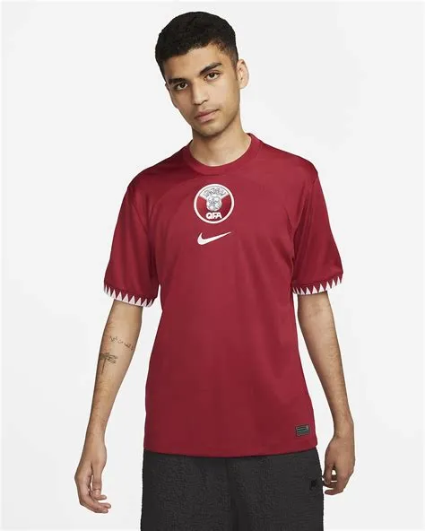 What colour is qatar kit