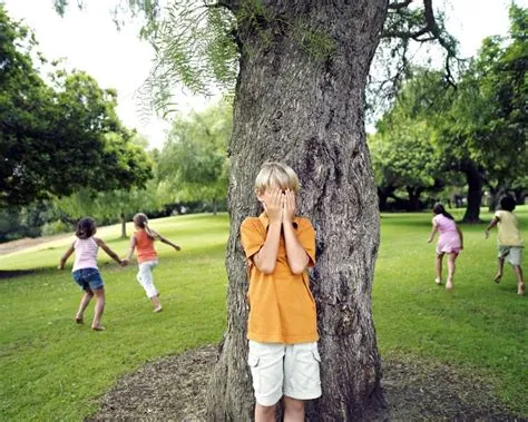 Can a 2 year old play hide and seek