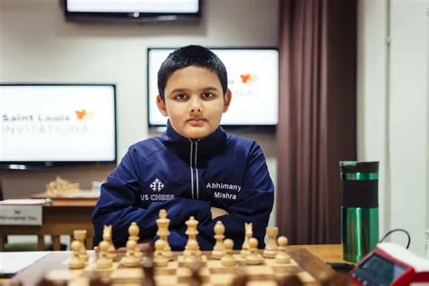 Who is the youngest grand chess