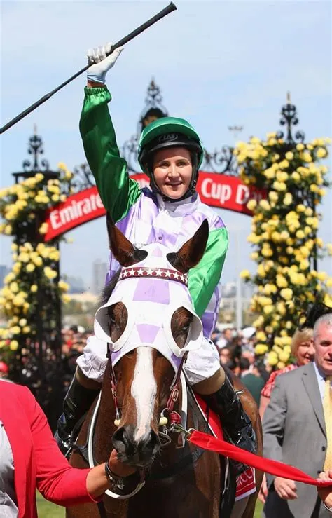 How much does a jockey earn for winning the melbourne cup