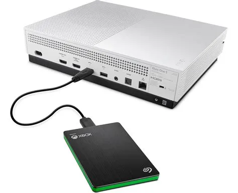 Is ssd better than hdd for xbox s