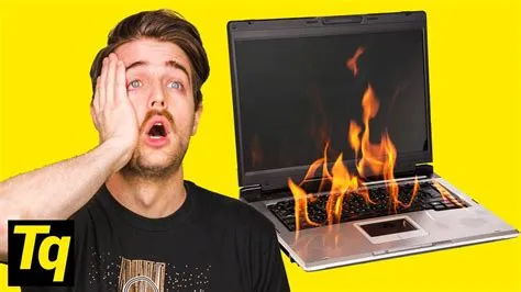 Are hot laptops normal