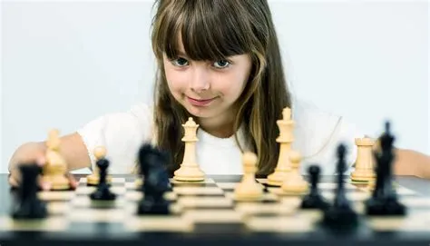 Do all intelligent people play chess