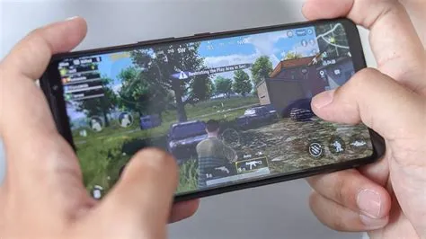 Is 60hz refresh rate good for gaming in phones