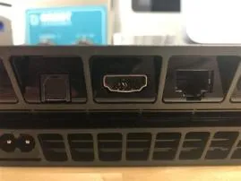 Does the ps4 only have 1 hdmi port?