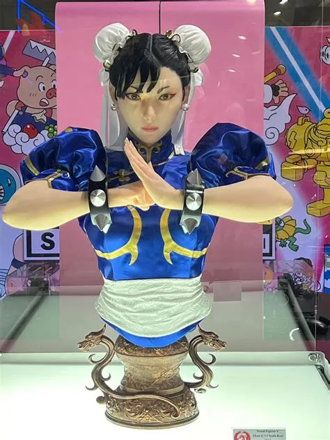 What is chun-li real size