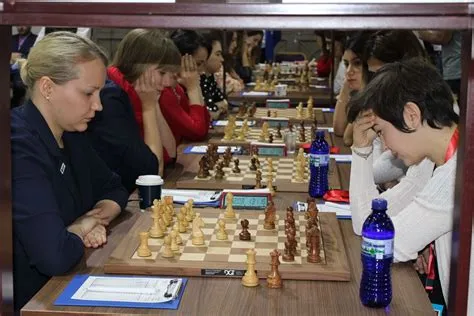 What happens to a 7 year old during a chess tournament in russia