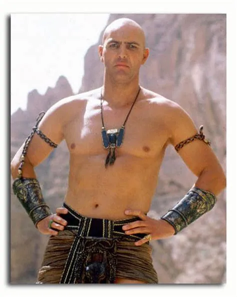 Is arnold vosloo arab