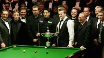 Who has the highest ranking in snooker?