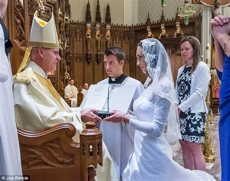 Are bishops allowed to marry