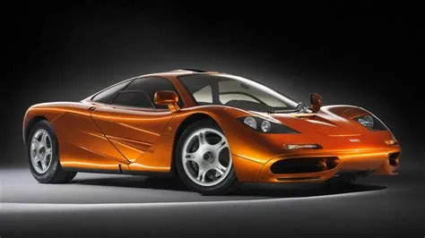 Who has mclaren f1s