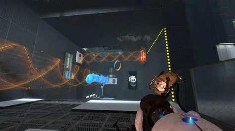 How many players can play portal 2 online