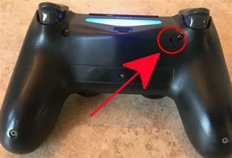 Why is my ps4 controller blinking light blue