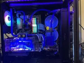 Does 5900x run hotter than 5950x?