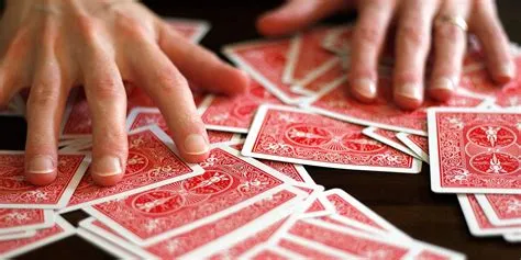 Which playing cards are easiest to shuffle