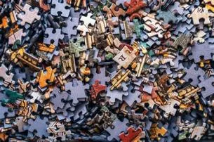 Is solving a jigsaw puzzle a good mental exercise?