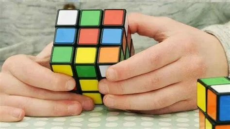 What is the benefits of playing rubiks cube